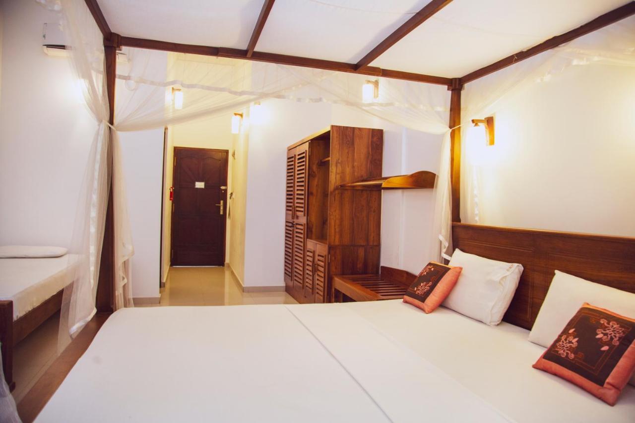 Prince Beach Hotel Bentota Zewnętrze zdjęcie