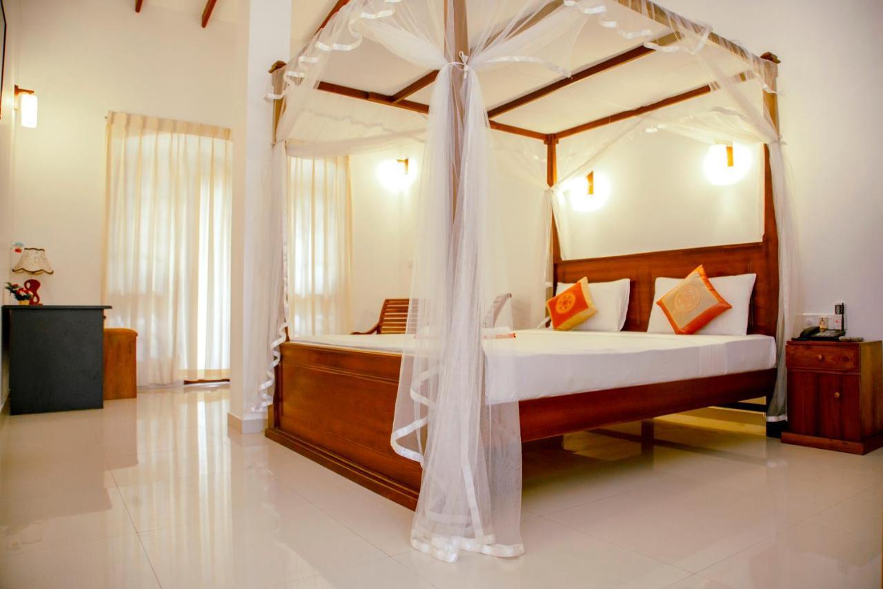 Prince Beach Hotel Bentota Zewnętrze zdjęcie